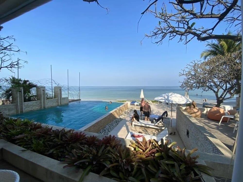Nern Chalet Beachfront Hotel HHQ Exterior foto